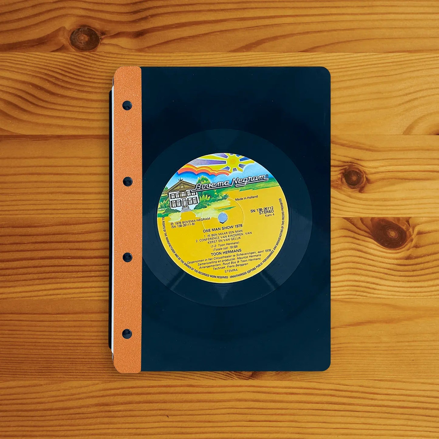 Vinyl menu-cover (coated back) A5 portrait